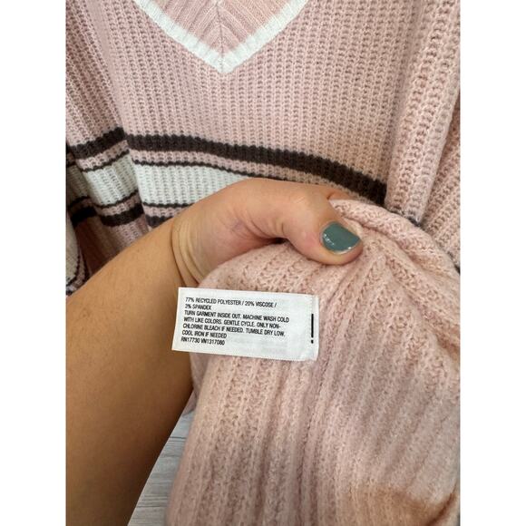 Wild Fable Plus Size Light Pink Knit Stripe V-Neck Sweater Size 4X - Picture 6 of 8